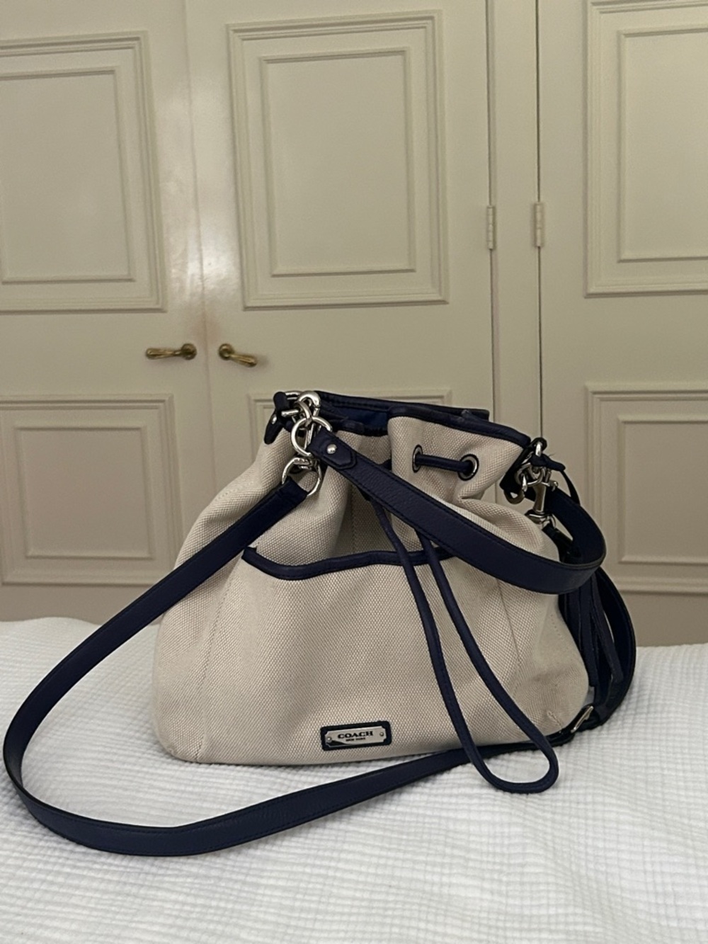 Coach Canvas + Navy Leather Drawstring Shoulder Bucket Bag Silver Hardware - Picture 6 of 14